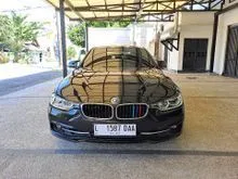 2016 BMW 320i 2.0 Sport Sedan