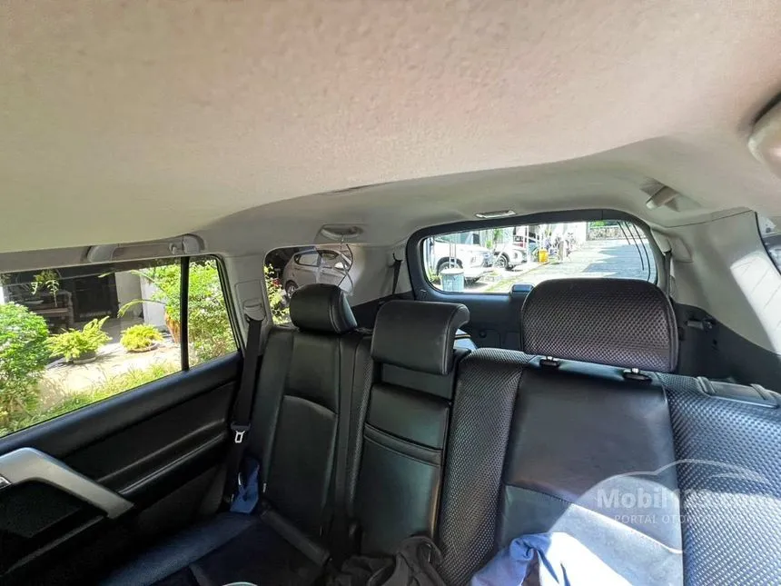 2011 Toyota Land Cruiser Prado TX SUV