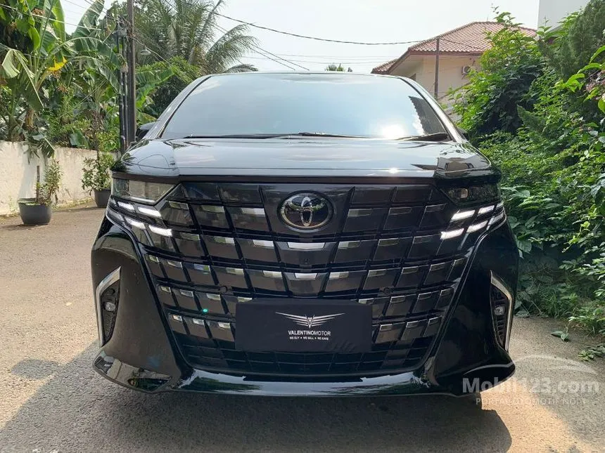 Jual Mobil Toyota Alphard 2024 HEV (Non Premium Color) 2.5 di DKI Jakarta Automatic MPV Hitam Rp 1.750.000.000