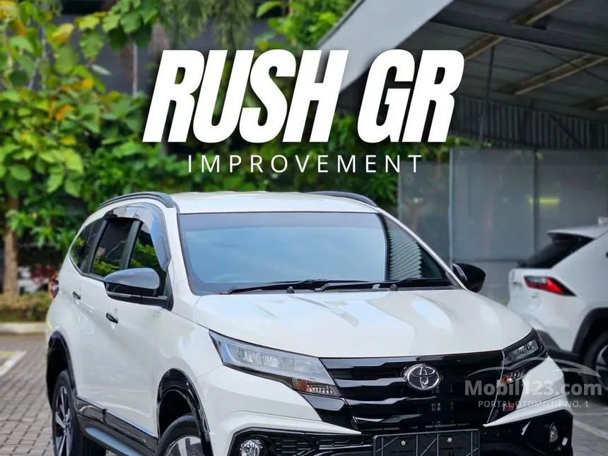 Jual Mobil Toyota Rush 2025 GR Sport 1.5 di Jawa Barat Automatic SUV Putih Rp 235.000.000