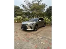 2025 Lexus RX 350h 2.5 Luxury SUV Sonic Titanium on Black Odo 9 Rb (TERMURAH)