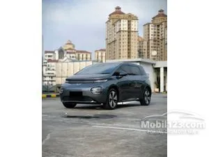 2025 Wuling Cloud EV Pro Hatchback