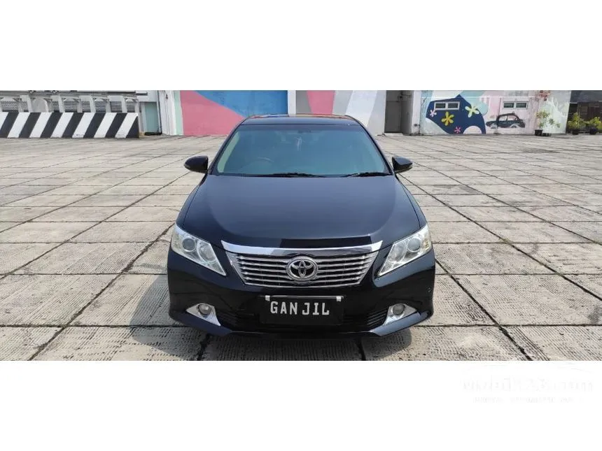 Jual Mobil Toyota Camry 2014 V 2.5 di DKI Jakarta Automatic Sedan Hitam Rp 177.000.000