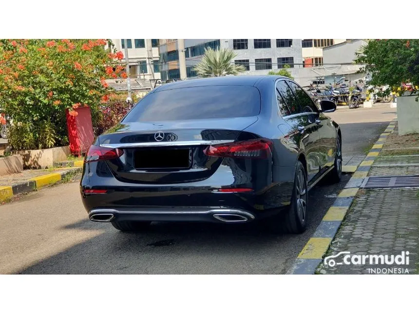 2022 Mercedes-Benz E200 Avantgarde Sedan