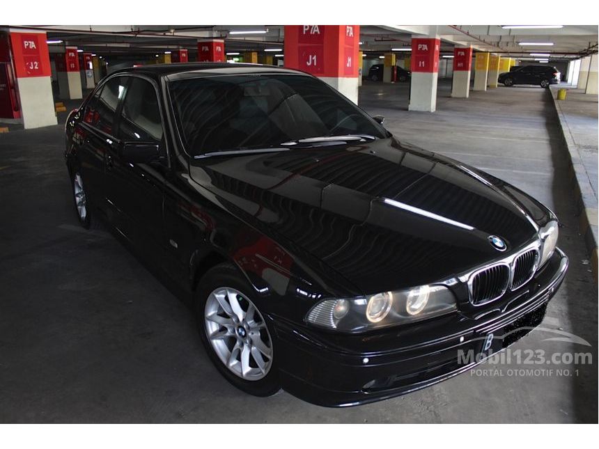  Jual  Mobil BMW  520i  2003 E39 2 2 di DKI Jakarta Automatic 