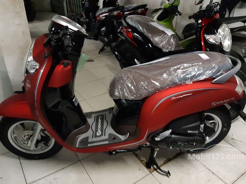 Jual Motor  Honda Scoopy  2019  110 0 1 di DKI Jakarta 