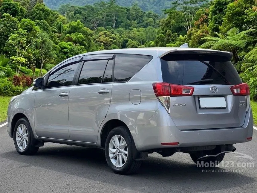 2016 Toyota Kijang Innova V MPV