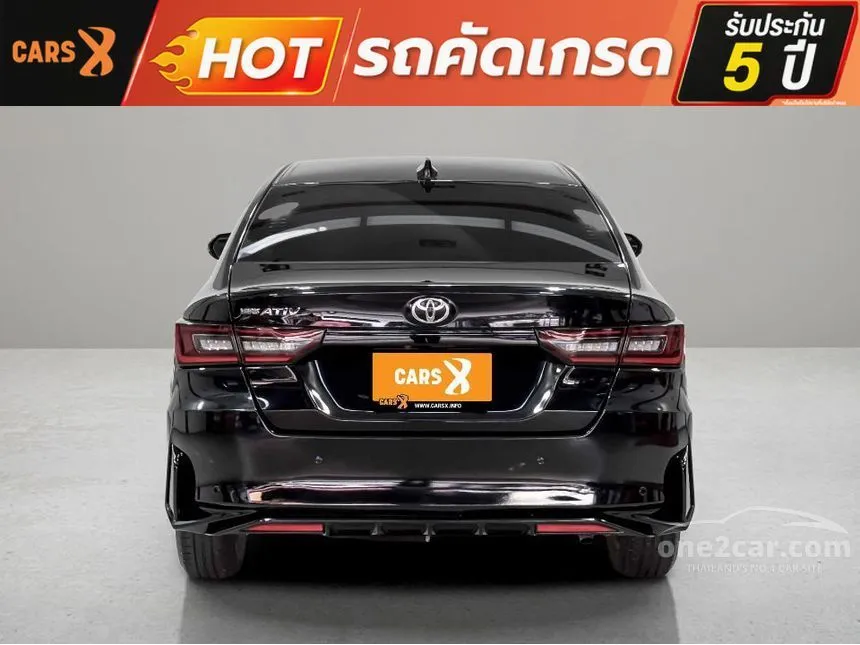 2023 Toyota Yaris Ativ Premium Sedan