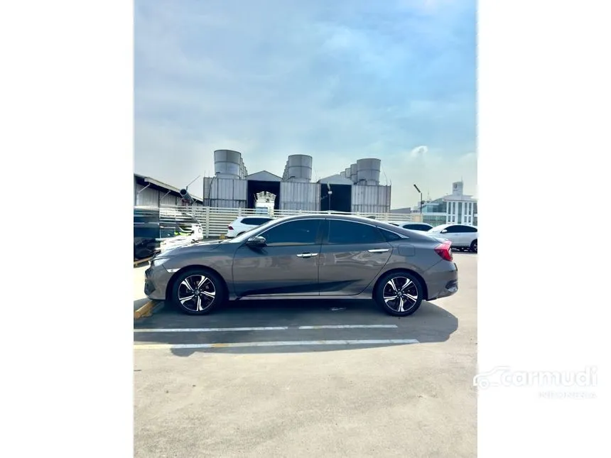 2017 Honda Civic ES Sedan
