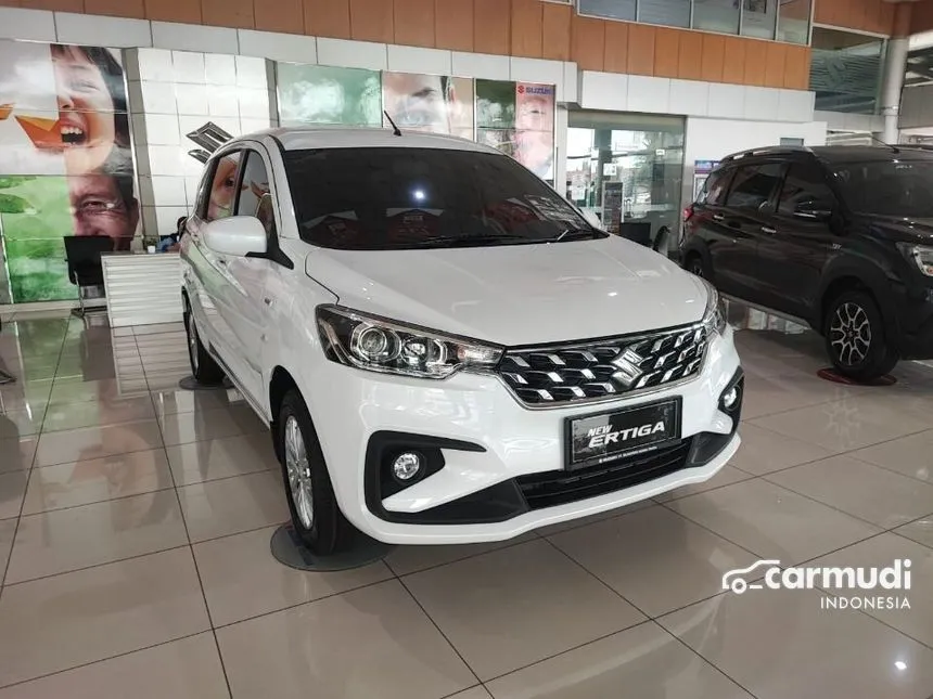 Jual Mobil Suzuki Ertiga 2024 GL 1.5 di Jawa Barat Automatic MPV Putih Rp 199.000.000