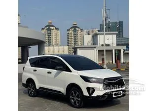2021 Toyota Kijang Innova 2.4 Venturer MPV