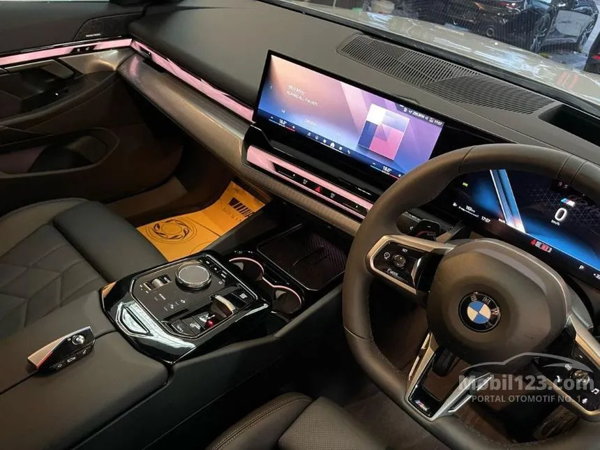 2024 BMW 520i M Sport Sedan