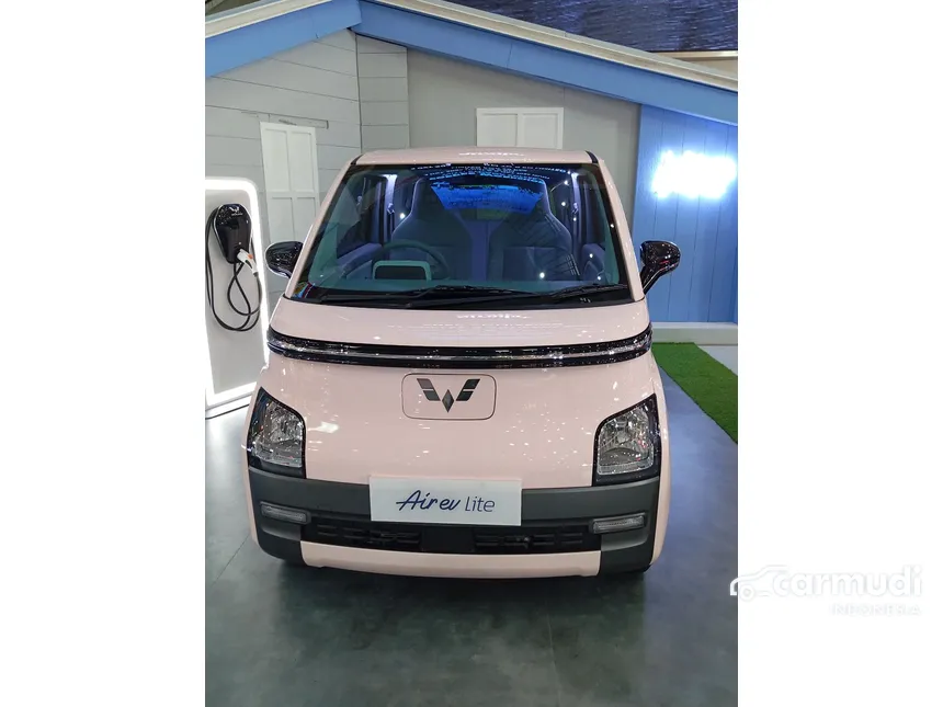 2024 Wuling EV Air ev Lite Long Range Hatchback