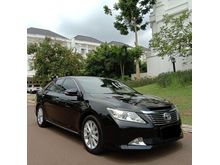 2012 Toyota Camry 2.5 V Sedan Hitam. Km 86rb.