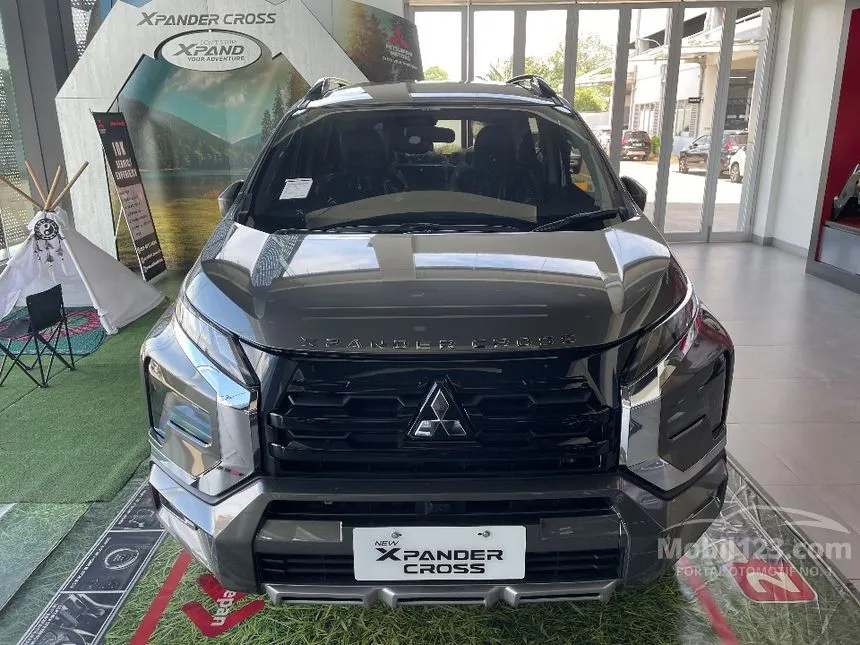 Jual Mobil Mitsubishi Xpander 2024 CROSS Premium Package 1.5 di DKI Jakarta Automatic Wagon Lainnya Rp 303.000.000