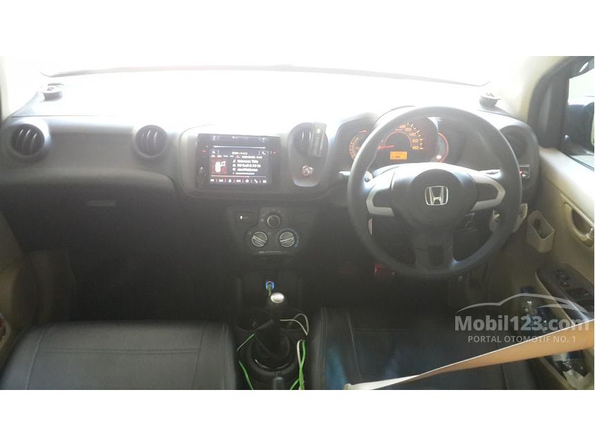 2014 Honda Brio Satya S Hatchback