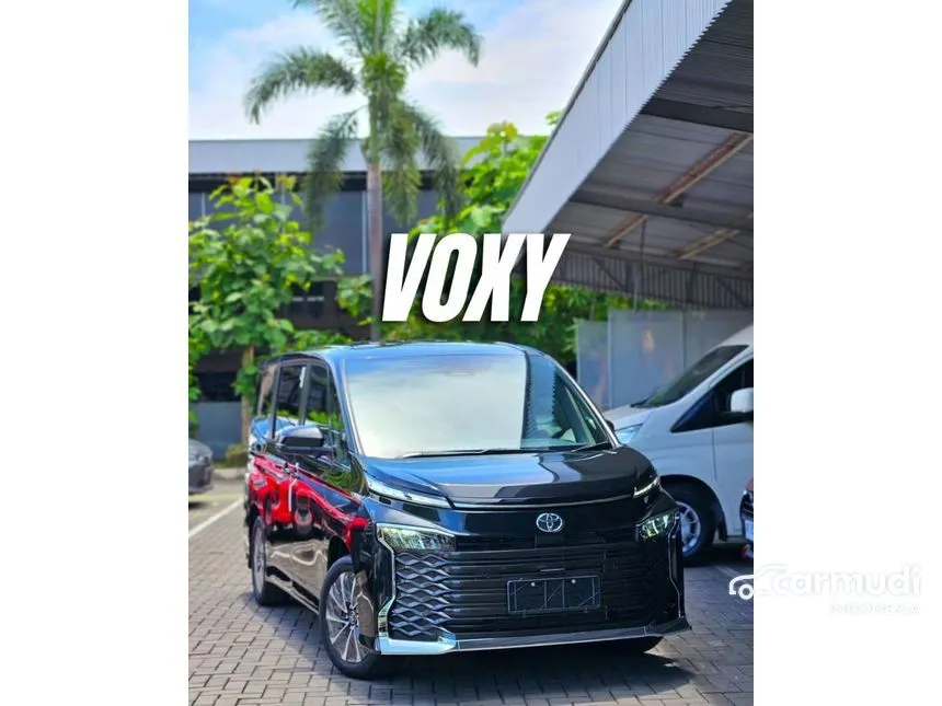 Jual Mobil Toyota Voxy 2024 2.0 di Jawa Barat Automatic Van Wagon Hitam Rp 610.000.000