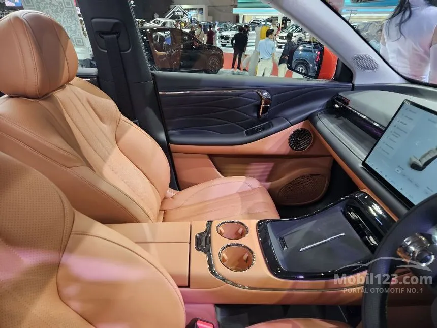 2026 GAC AION V Luxury SUV