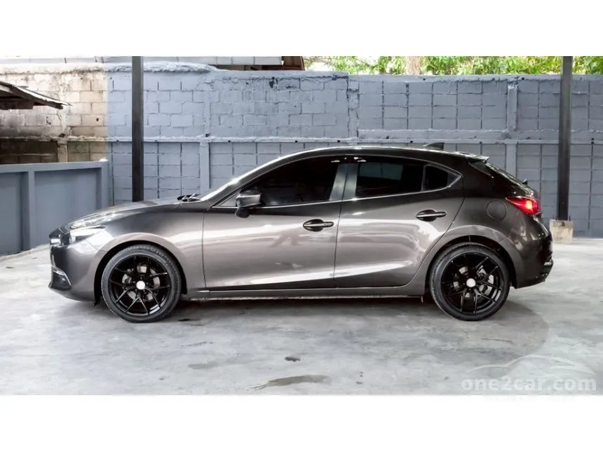 2017 Mazda 3 C Sports Hatchback
