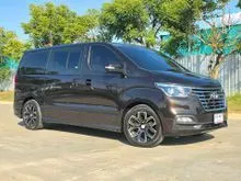 2019 Hyundai H-1 2.5 (ปี 18-24) Deluxe Van