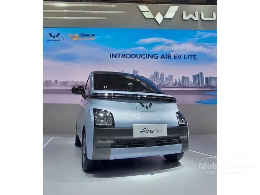 Jual Mobil Wuling EV 2024 Air ev Lite di Banten Automatic Hatchback Biru Rp 175.000.000