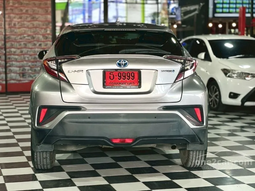 2019 Toyota C-HR HV Mid SUV