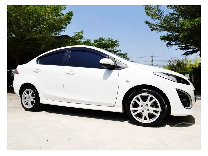 2012 Mazda 2 Elegance Spirit Sedan