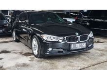 2014 BMW 320i f30 black on black
