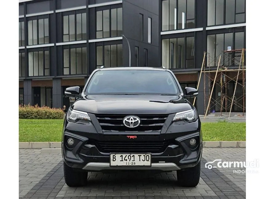 2018 Toyota Fortuner VRZ TRD 4X2 SUV