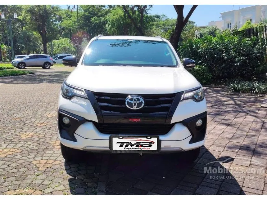 2019 Toyota Fortuner VRZ TRD 4X2 SUV