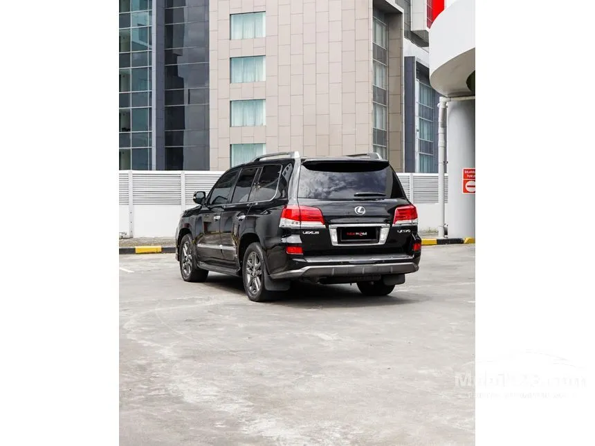 2014 Lexus LX 570 SUV