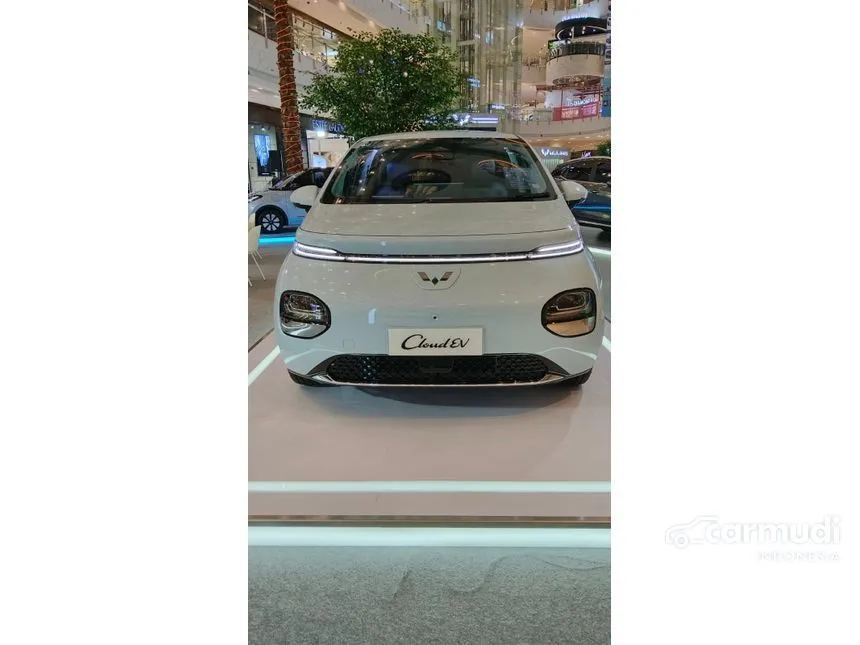 2024 Wuling Cloud EV EV Hatchback