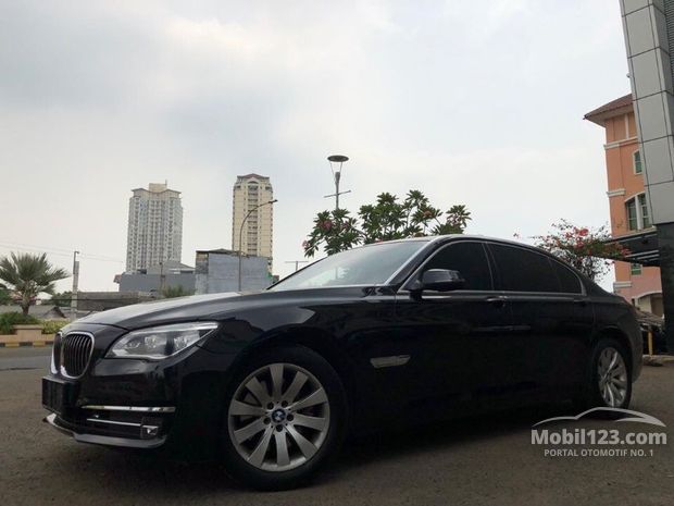 730Li BMW  Murah 186 mobil  bekas  dijual Mobil123