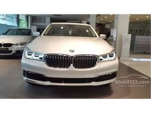 SPESIAL BIG PROMO DISKON Dan BONUS 2017 BMW 730Li 2.0 G12 Sedan