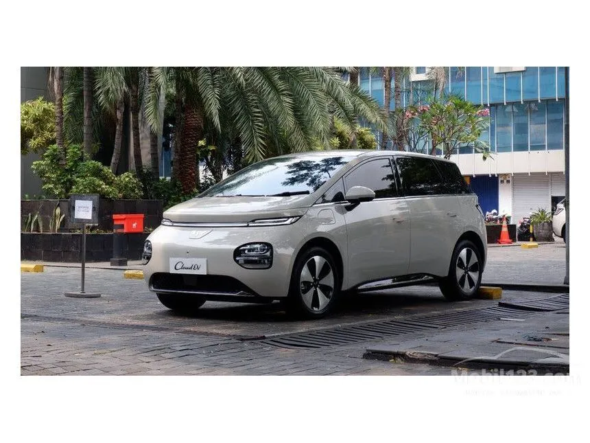 Jual Mobil Wuling Cloud EV 2024 EV di Jawa Barat Automatic Hatchback Lainnya Rp 388.000.000