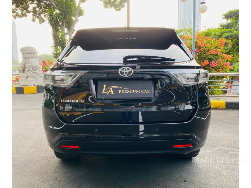 2015 Toyota Harrier SUV
