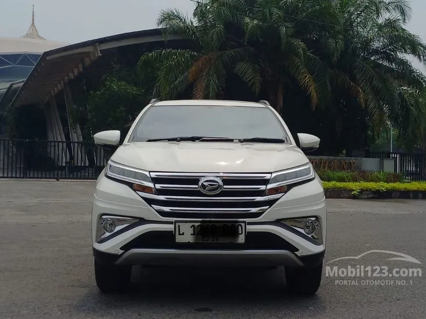 Jual Mobil Daihatsu Terios 2023 R 1.5 di Jawa Timur Automatic SUV Putih Rp 225.000.010