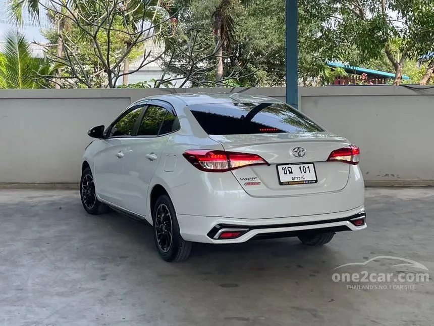2022 Toyota Yaris Ativ Sport Premium Sedan