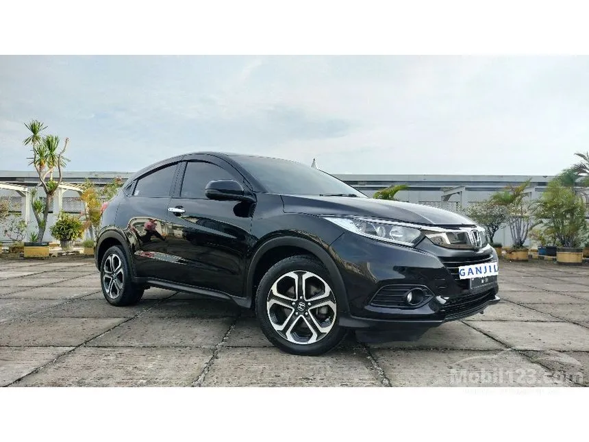 Jual Mobil Honda HR