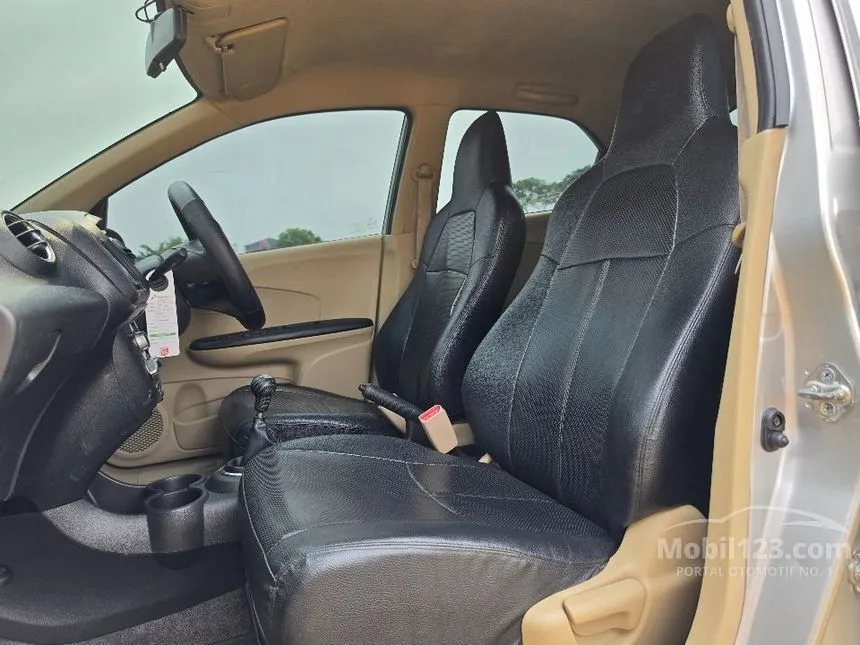 2015 Honda Brio Satya E Hatchback