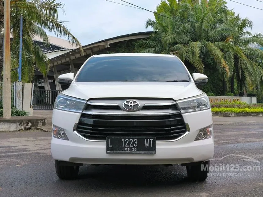 Jual Mobil Toyota Kijang Innova 2019 V 2.4 di Jawa Timur Automatic MPV Putih Rp 370.000.003