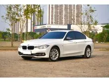 2016 BMW 320i 2.0 Sport Sedan