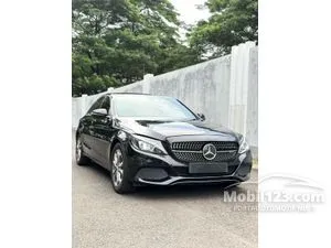 2017 Mercedes-Benz C200 2.0 AMG Line Sedan