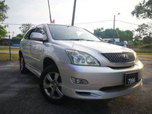 (RM700/Monthly)(One Lady Owner)(Toyota Harrier 2.4 240G SUV)(Electric Seats)(Silver)(Nice Plate 7996)
