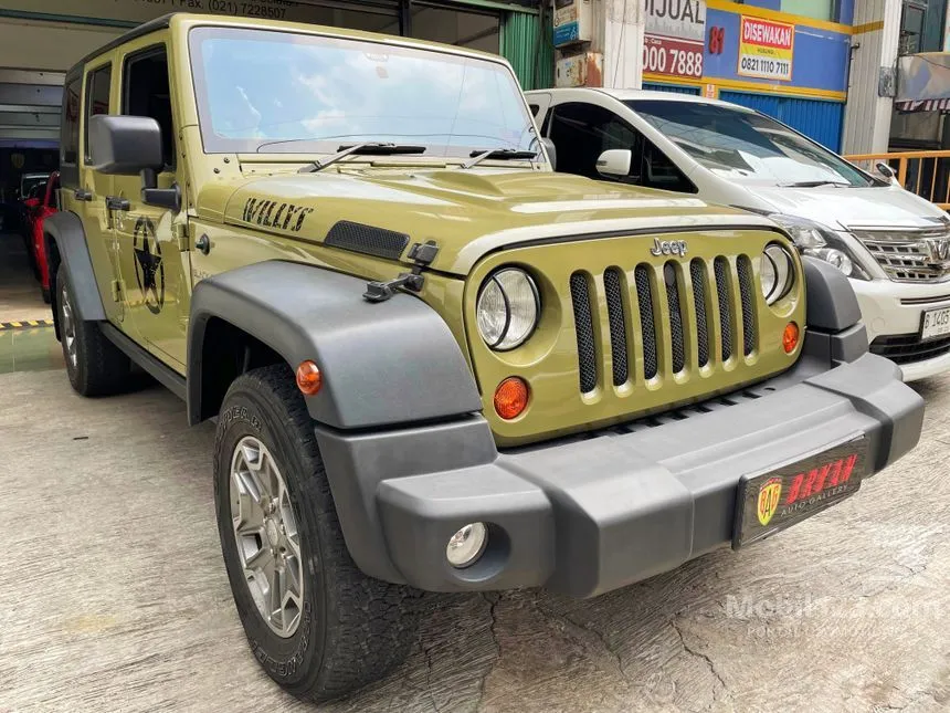 Jual Mobil Jeep Wrangler 2013 Rubicon 3.6 di DKI Jakarta Automatic SUV Hijau Rp 925.000.000