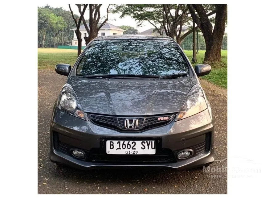 Jual Mobil Honda Jazz 2013 RS 1.5 di Banten Automatic Hatchback Abu