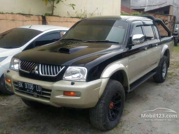 L200 Strada - Mitsubishi Murah - 5 mobil dijual di 