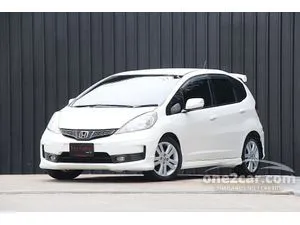 2013 Honda JAZZ 1.5 SV Hatchback