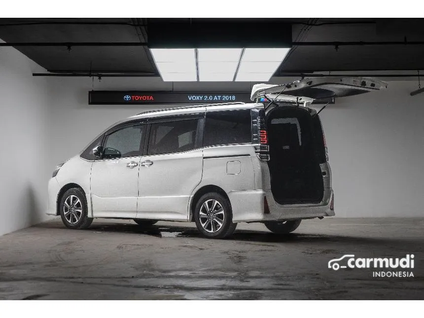 2018 Toyota Voxy Wagon