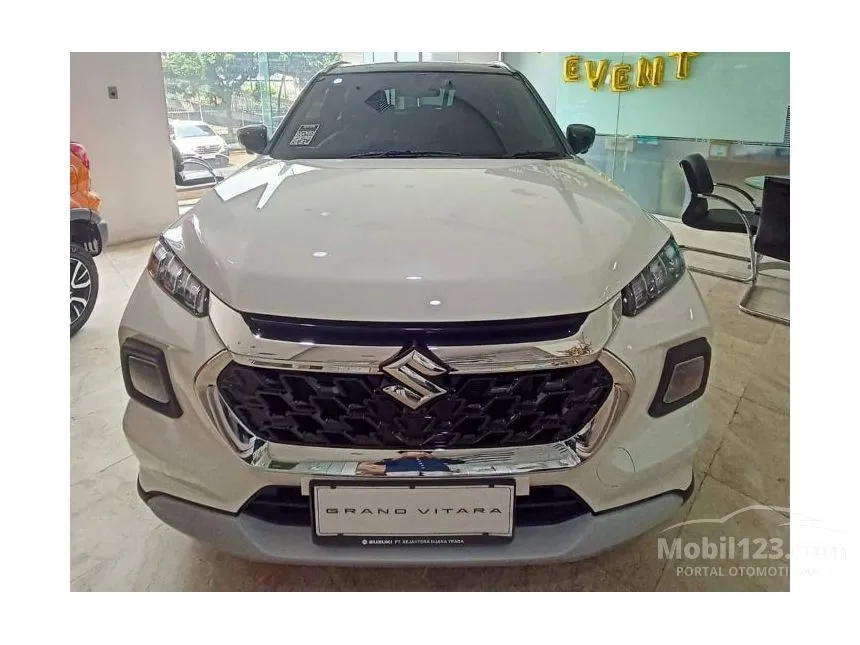Jual Mobil Suzuki Grand Vitara 2024 MHEV GX Two Tone 1.5 di DKI Jakarta Automatic SUV Putih Rp 332.400.000